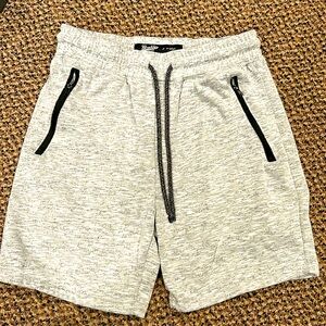 Brooklyn Cloth Mens Small Very good condition. Gray heather. 3 pockets